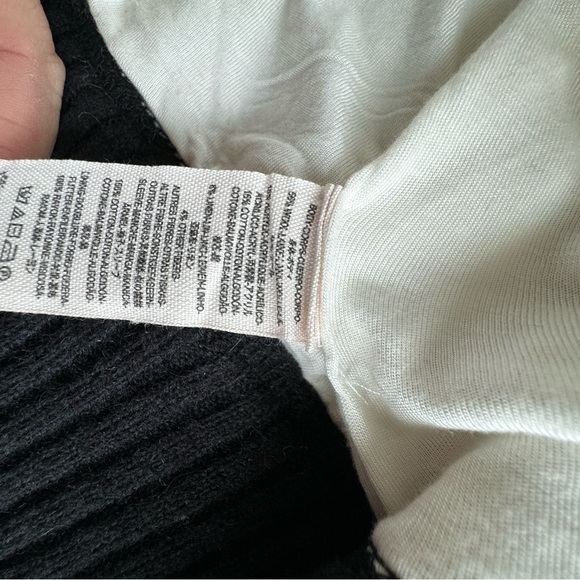 Free People: super cute: snap button: black Small : sweater: collegiate look - Picture 9 of 11